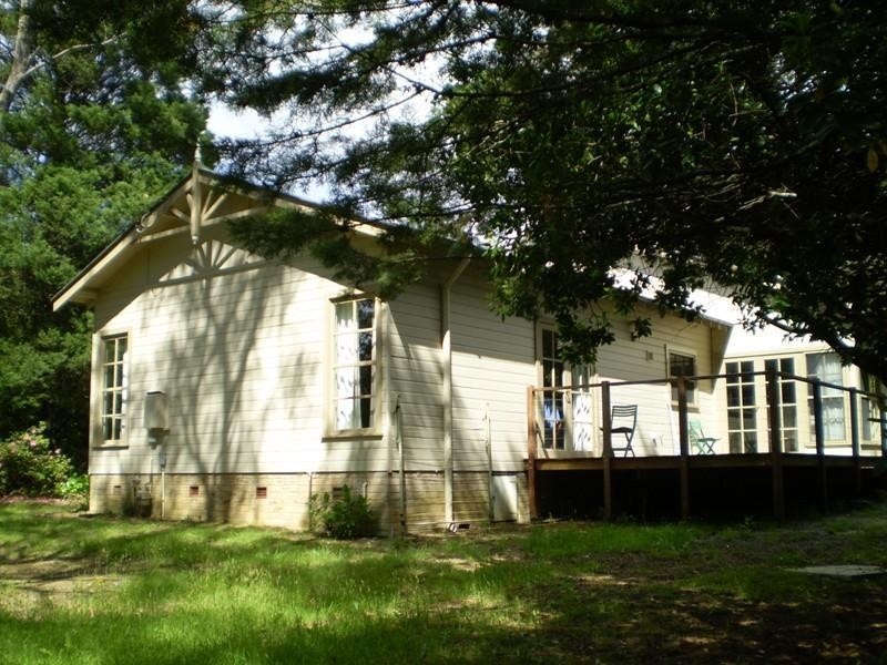 22 Gladstone Road, Leura NSW 2780