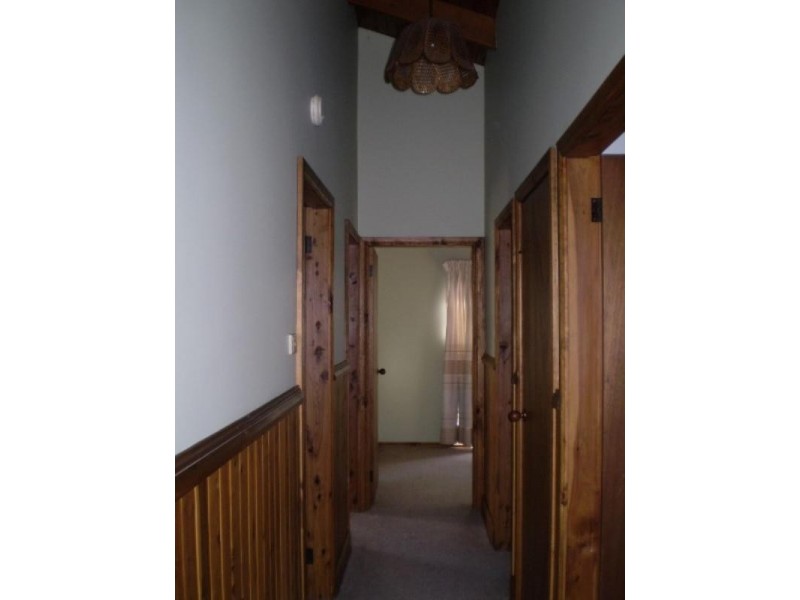 28 Blue Gum Avenue, Medlow Bath NSW 2780