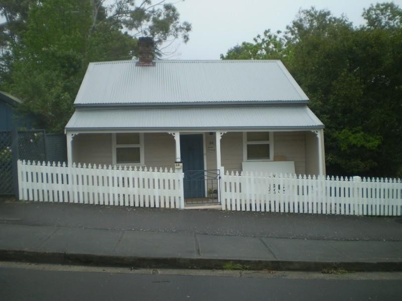 24 Leichhardt Street, Katoomba NSW 2780