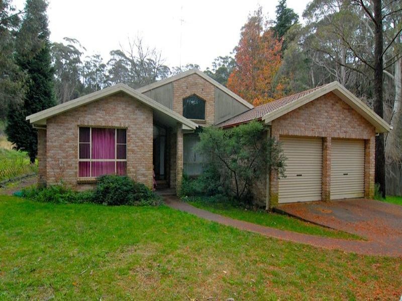 24 Magdala Street, Katoomba NSW 2780