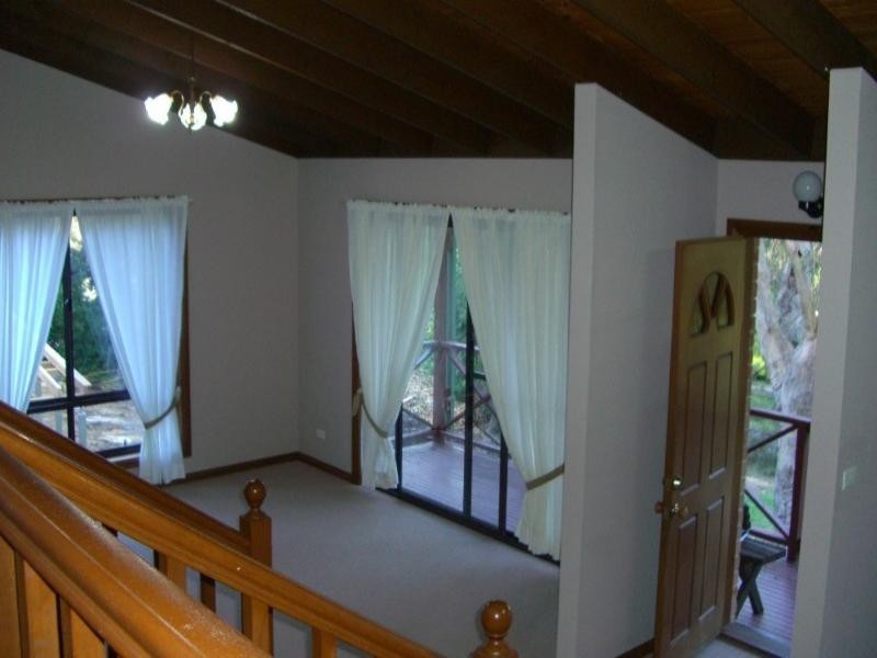 70 Sixth Avenue, Katoomba NSW 2780