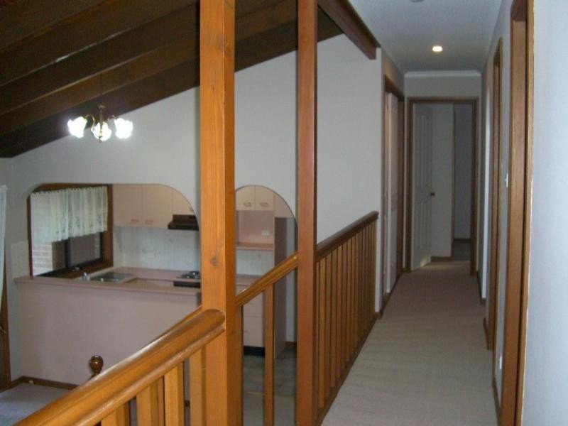 70 Sixth Avenue, Katoomba NSW 2780