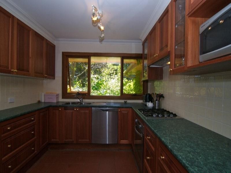 27 Mclaughlin Avenue, Wentworth Falls NSW 2782