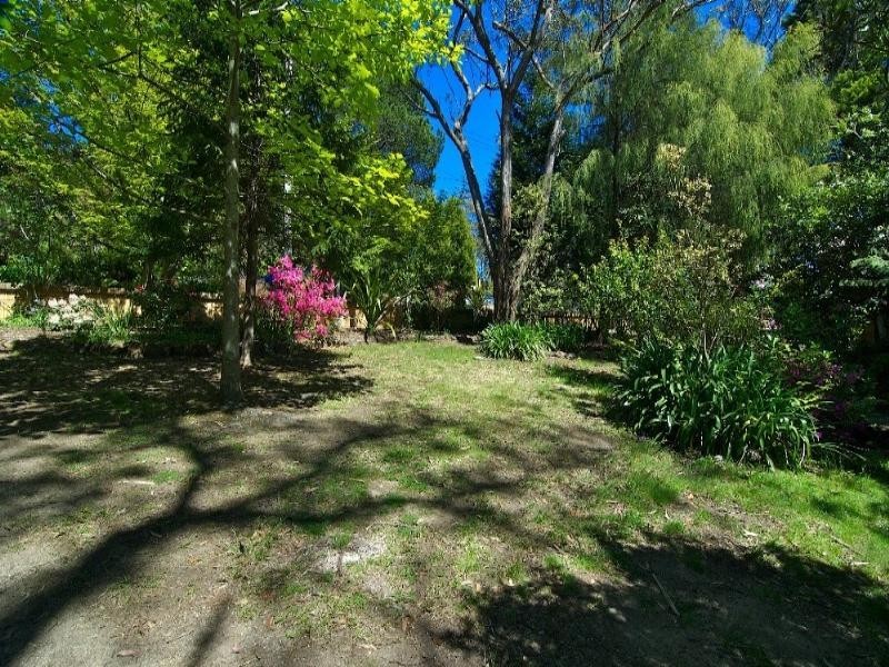 27 Mclaughlin Avenue, Wentworth Falls NSW 2782