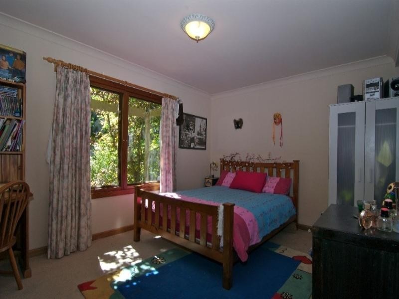 27 Mclaughlin Avenue, Wentworth Falls NSW 2782