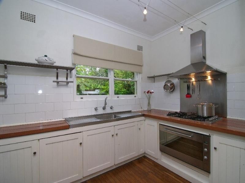 9 Sherman Avenue, Katoomba NSW 2780