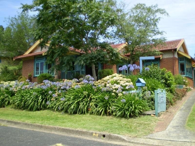 3 Carrington Avenue, Katoomba NSW 2780