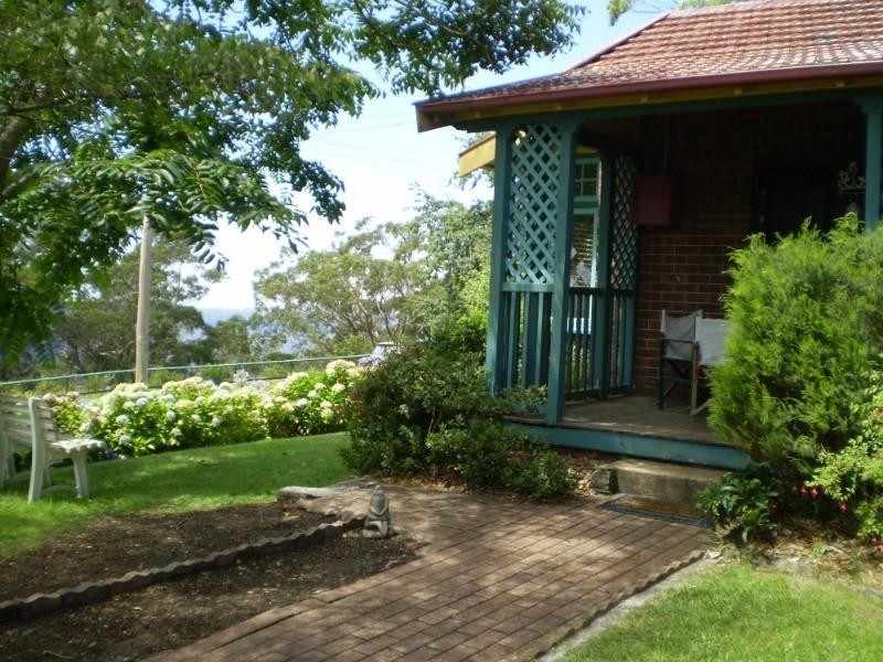 3 Carrington Avenue, Katoomba NSW 2780