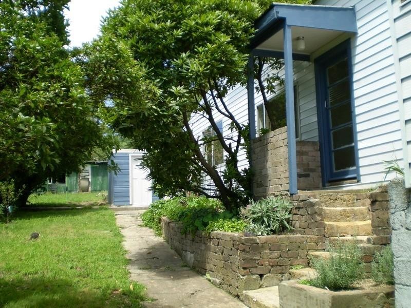 35 Lovel Street, Katoomba NSW 2780