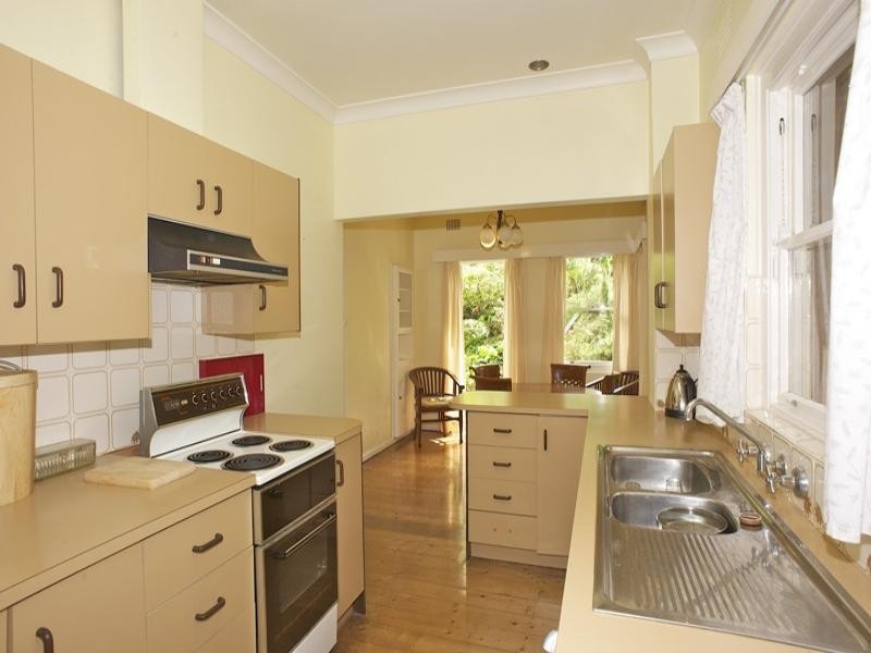 9 Lachlan Avenue, Leura NSW 2780