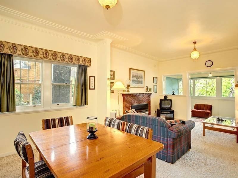 29 Carrington Avenue, Katoomba NSW 2780