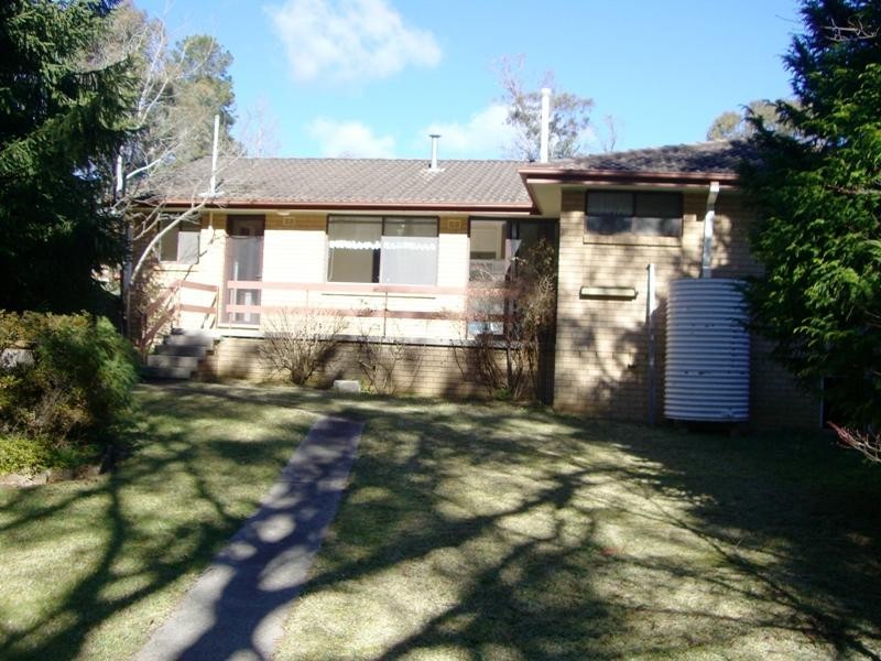 6 Morven Road, Leura NSW 2780