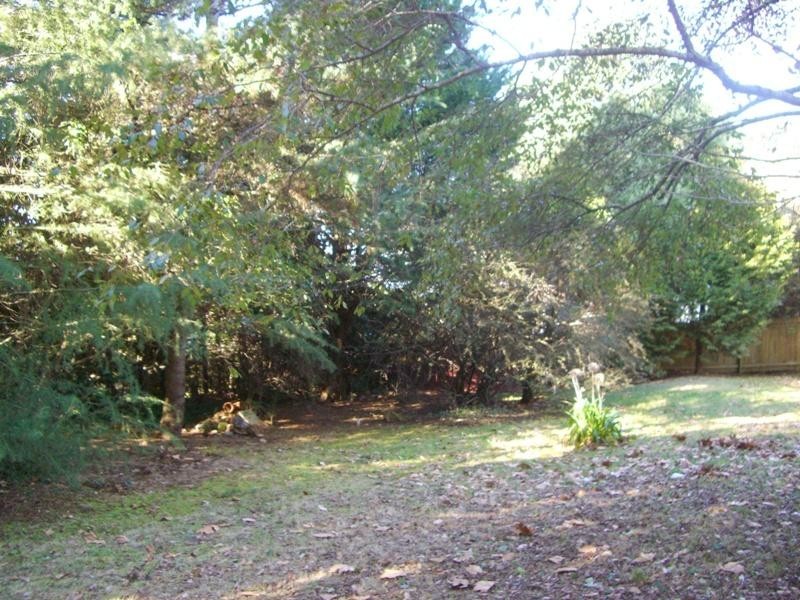 6 Salisbury Avenue, Leura NSW 2780