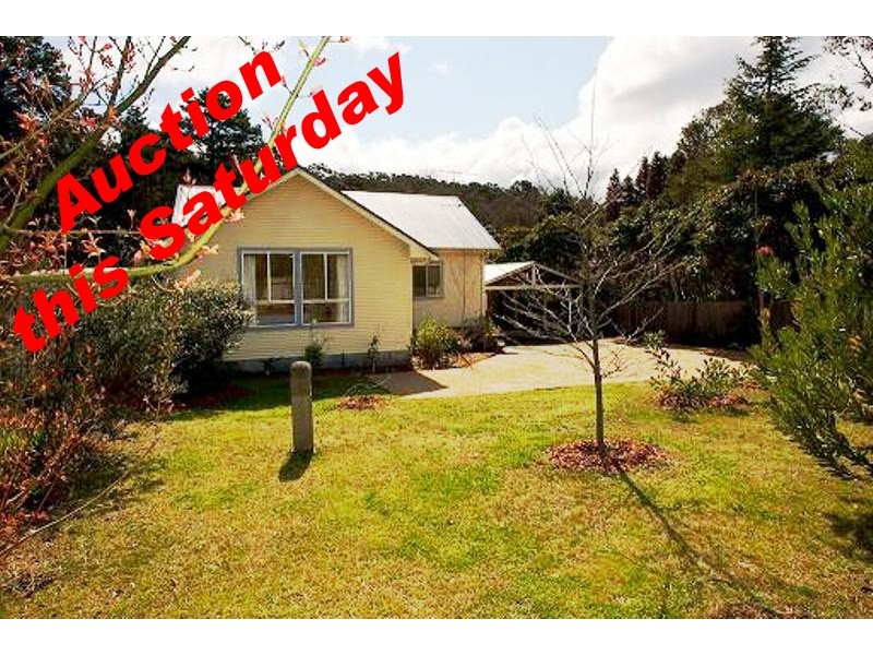 36 Scott Avenue, Leura NSW 2780