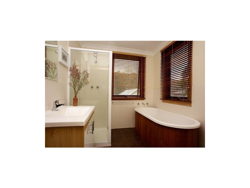 36 Scott Avenue, Leura NSW 2780