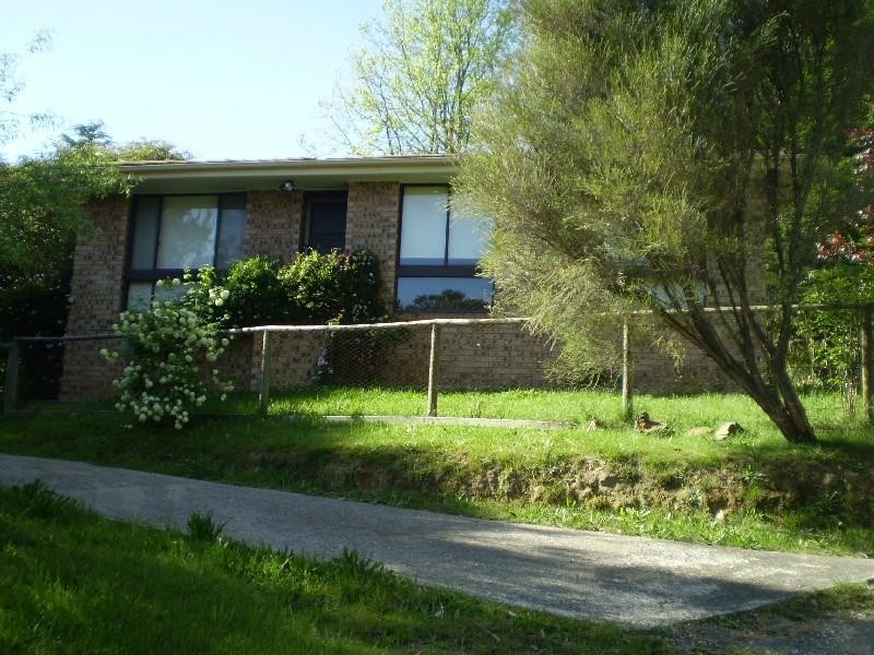 3 Denman Parade, Leura NSW 2780