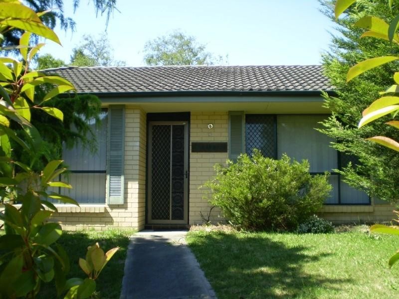 1 Eastview Avenue, Leura NSW 2780