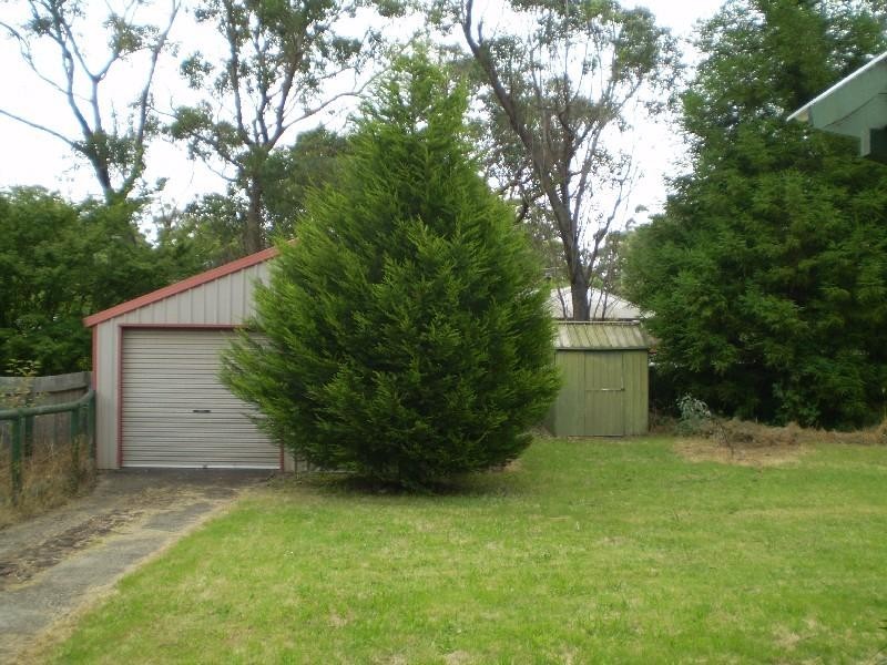 21 Shortland Street, Wentworth Falls NSW 2782
