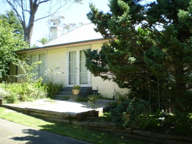 57 Lovel Street, Katoomba NSW 2780