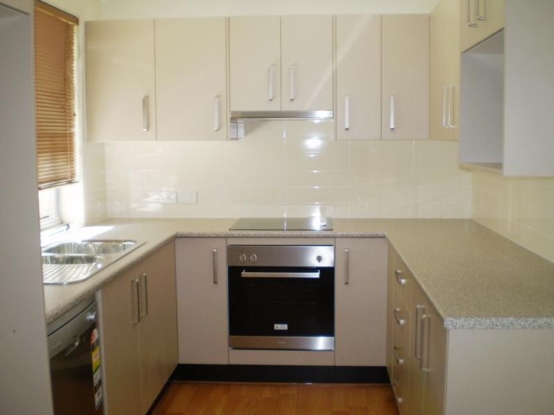 38 Banksia Road, Wentworth Falls NSW 2782