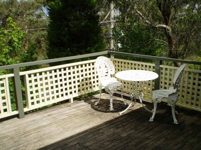 38 Banksia Road, Wentworth Falls NSW 2782