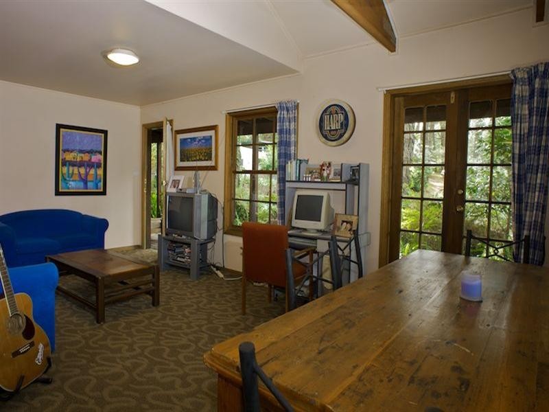 242 Great Western Highway, Wentworth Falls NSW 2782