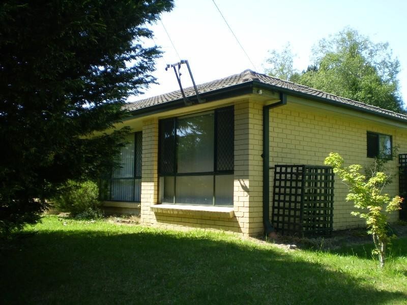 1 Eastview Avenue, Leura NSW 2780