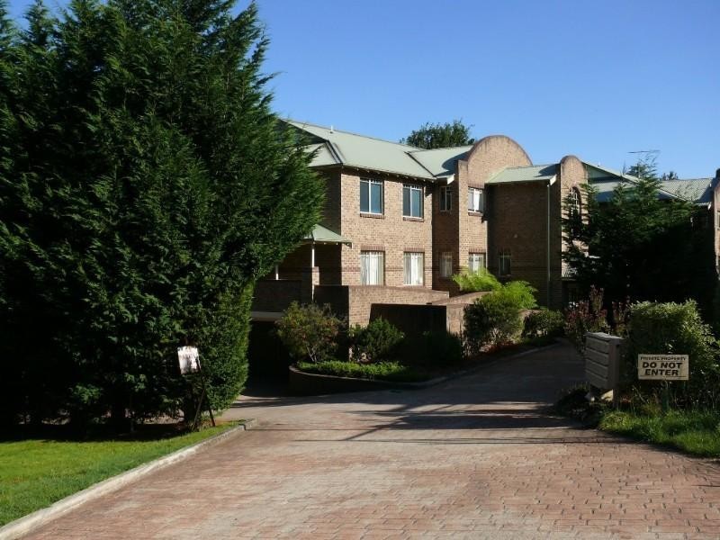 7/9 Page Avenue, Wentworth Falls NSW 2782