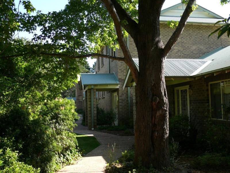 7/9 Page Avenue, Wentworth Falls NSW 2782