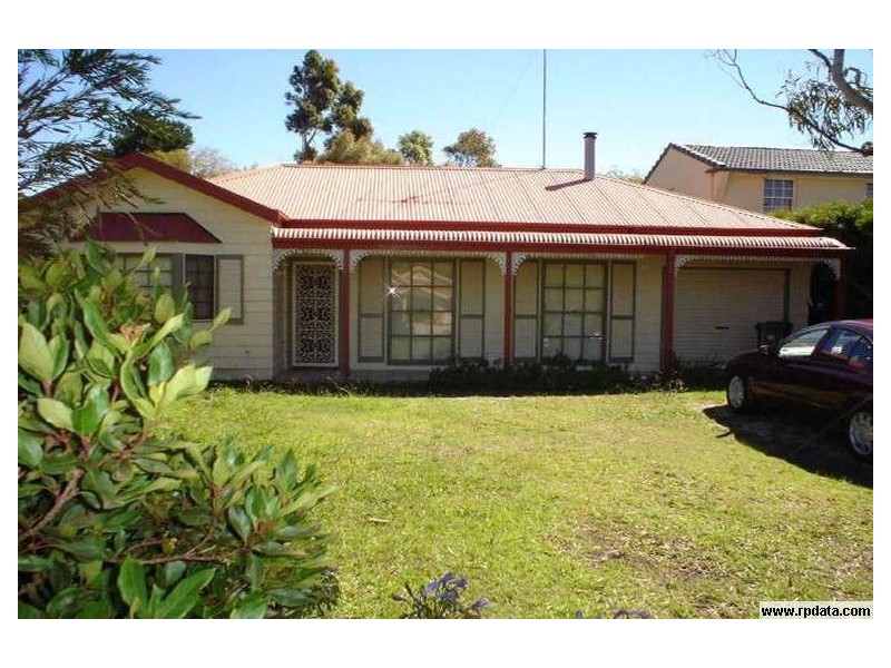 17 Alexandra Avenue, Wentworth Falls NSW 2782