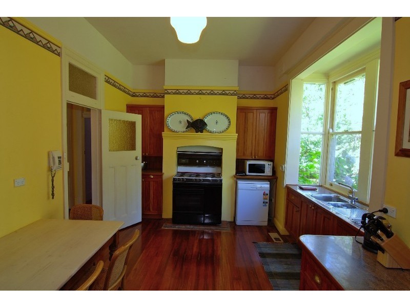 147 Falls Road, Wentworth Falls NSW 2782