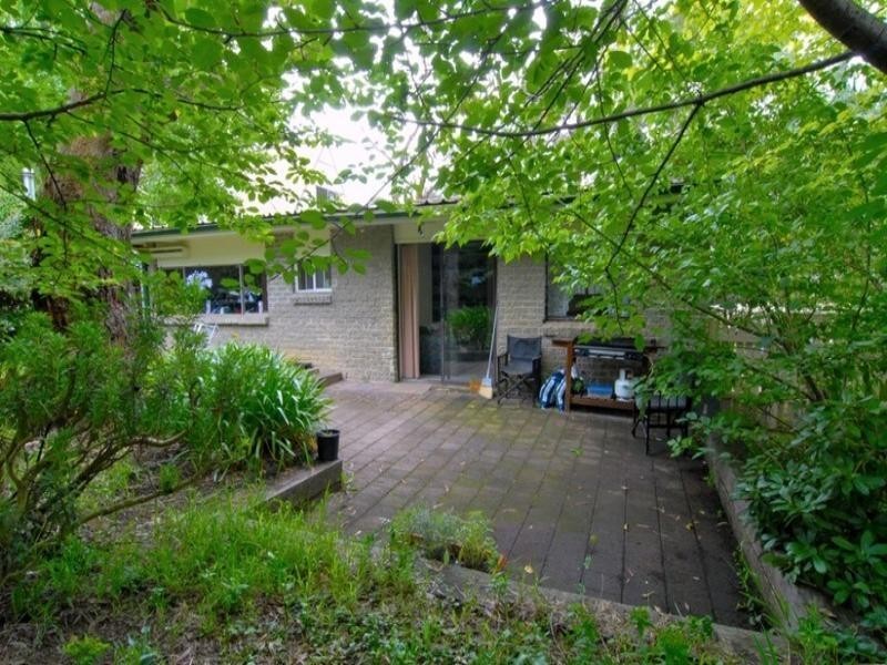 35 Westbourne Avenue, Wentworth Falls NSW 2782