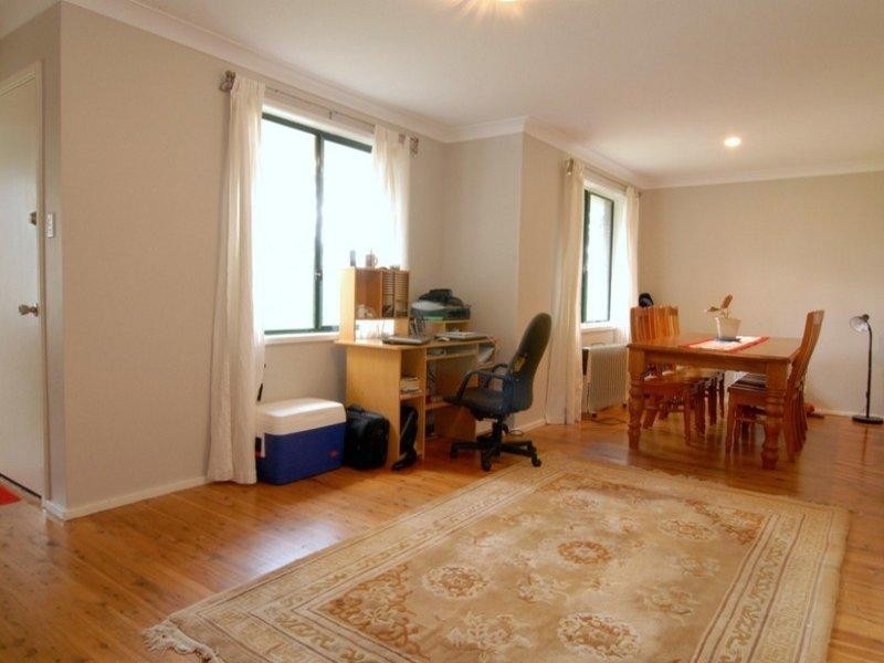 35 Westbourne Avenue, Wentworth Falls NSW 2782