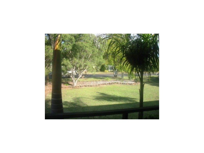 10 Shorelands Drive, Withcott QLD 4352