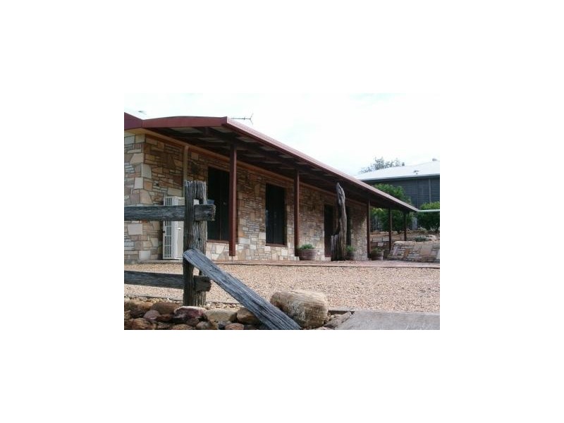 7 WODEN Street, Murphys Creek QLD 4352