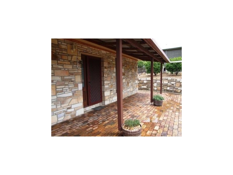 7 WODEN Street, Murphys Creek QLD 4352