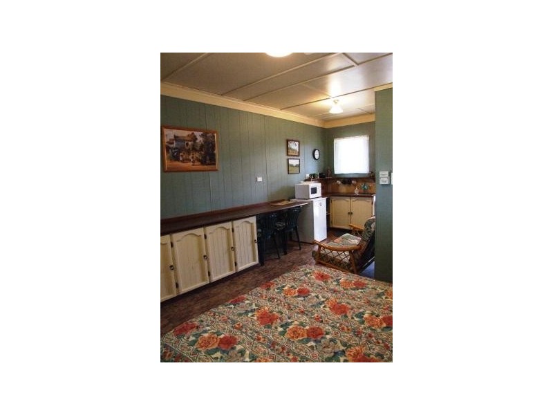 7 WODEN Street, Murphys Creek QLD 4352