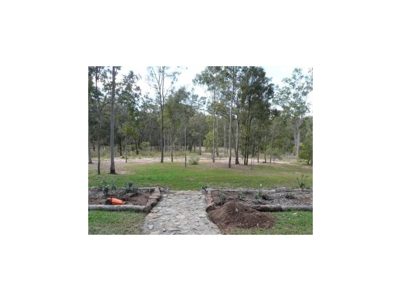 Upper Lockyer QLD 4352