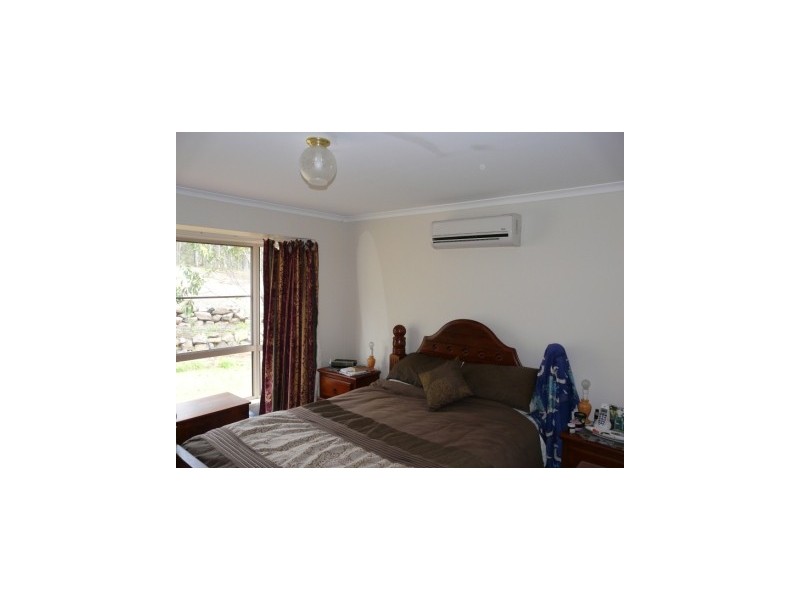 Upper Lockyer QLD 4352