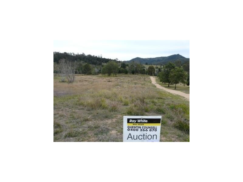 14 Vista, Withcott QLD 4352