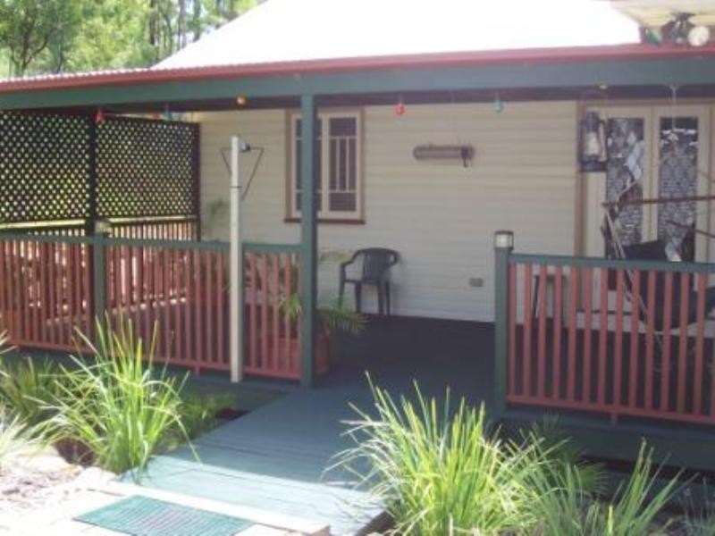 21 Squires Road, Withcott QLD 4352