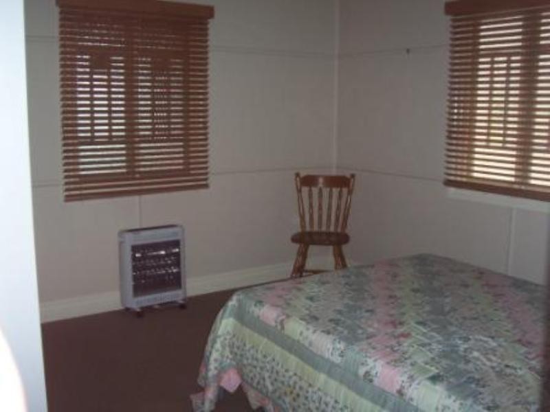 21 Squires Road, Withcott QLD 4352