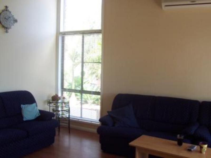 8 Gordon Crescent, Withcott QLD 4352