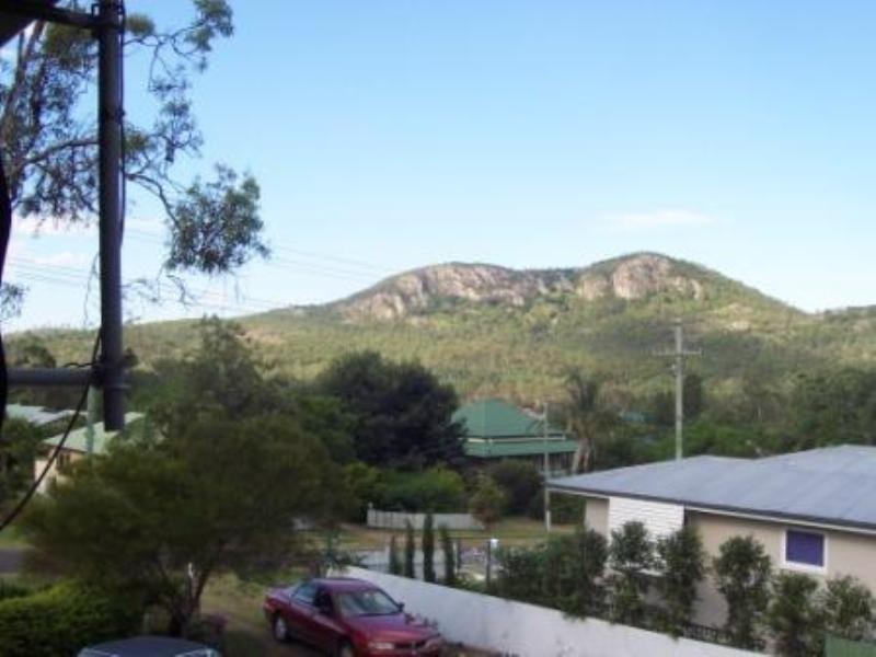 24 Elizabeth Street, Esk QLD 4312