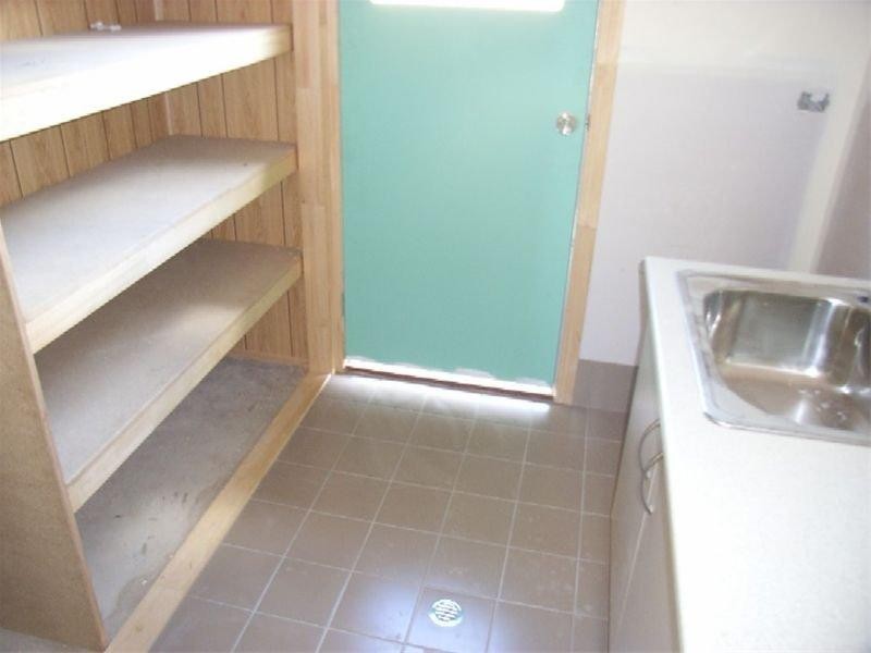 1/6 Vista Court, Withcott QLD 4352