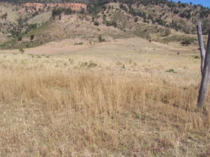 348 Mount Sylvia Road, Upper Tenthill QLD 4343