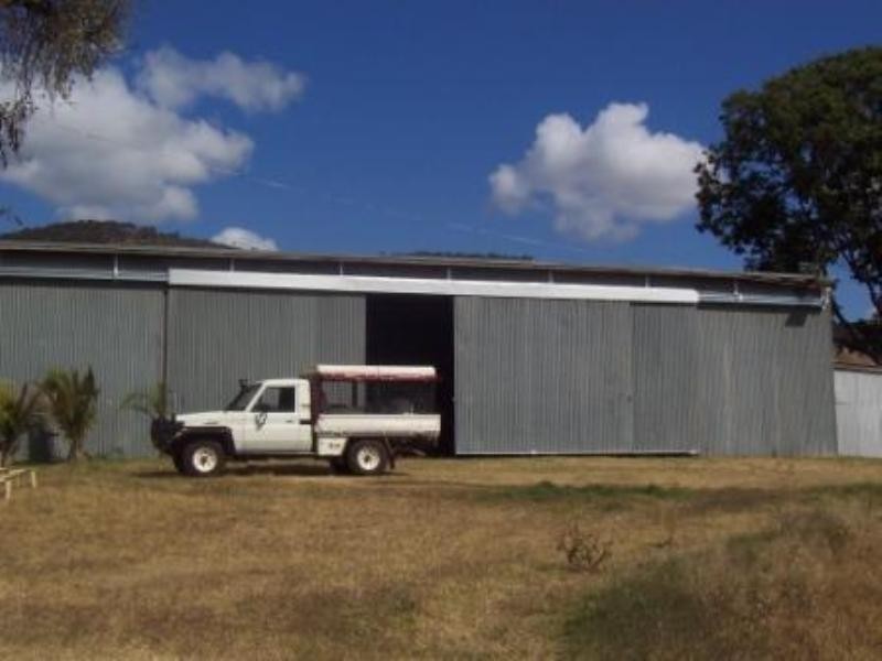 348 Mount Sylvia Road, Upper Tenthill QLD 4343