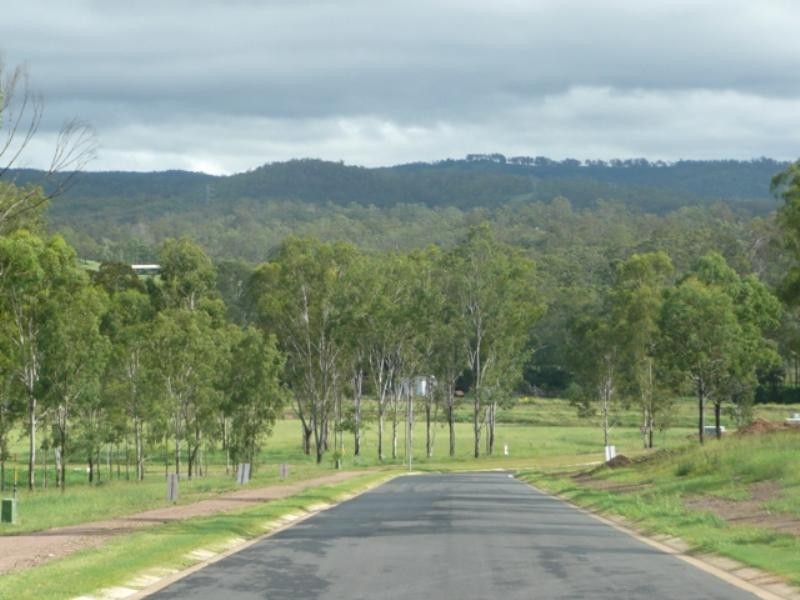 5 Jack, Murphys Creek QLD 4352