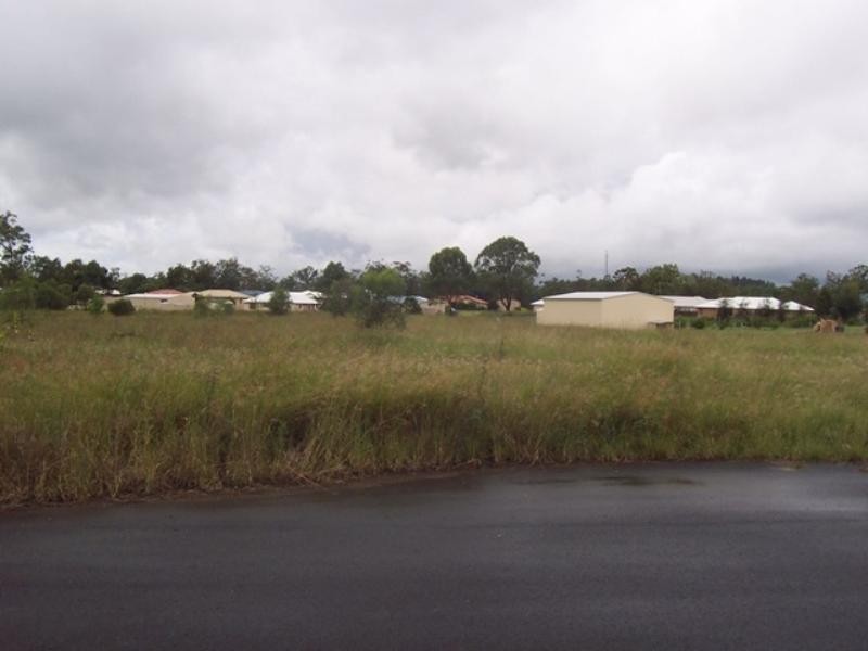 Parkridge Est Kimdon, Withcott QLD 4352