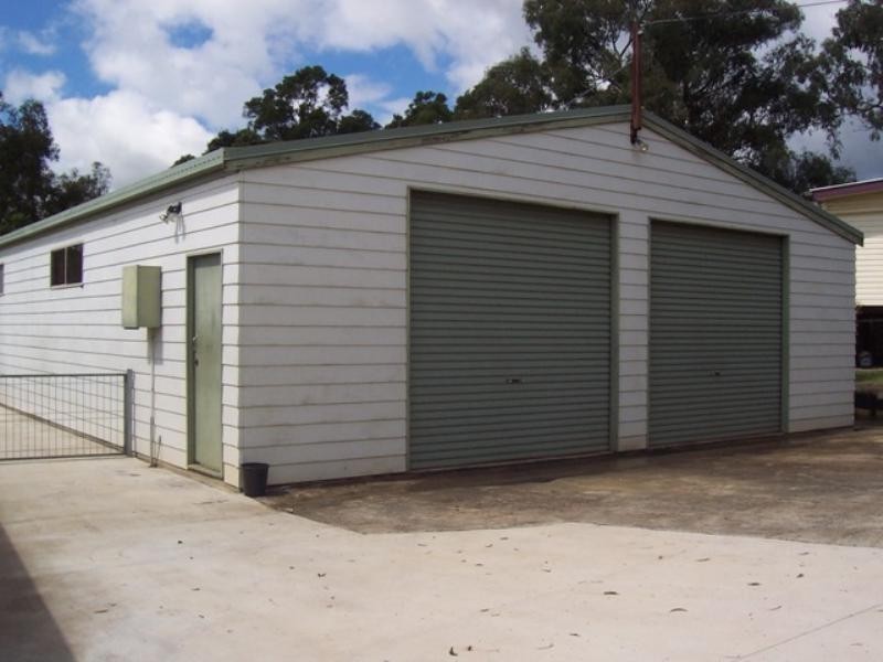 13 Rutherford Road, Withcott QLD 4352